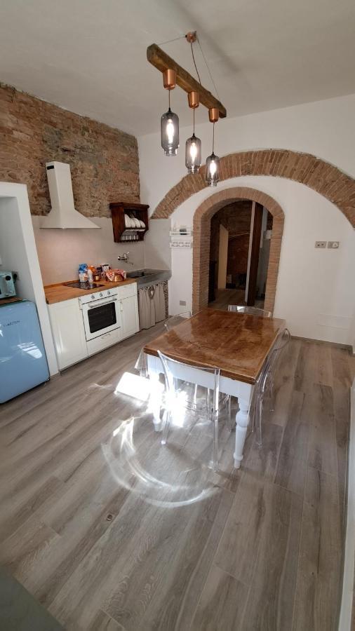 Casina Di Alice Apartment Vinci Bagian luar foto