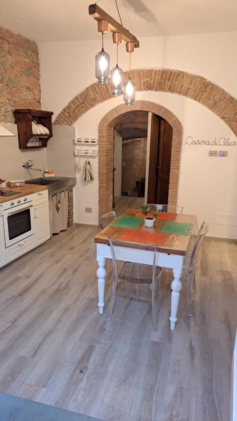 Casina Di Alice Apartment Vinci Bagian luar foto